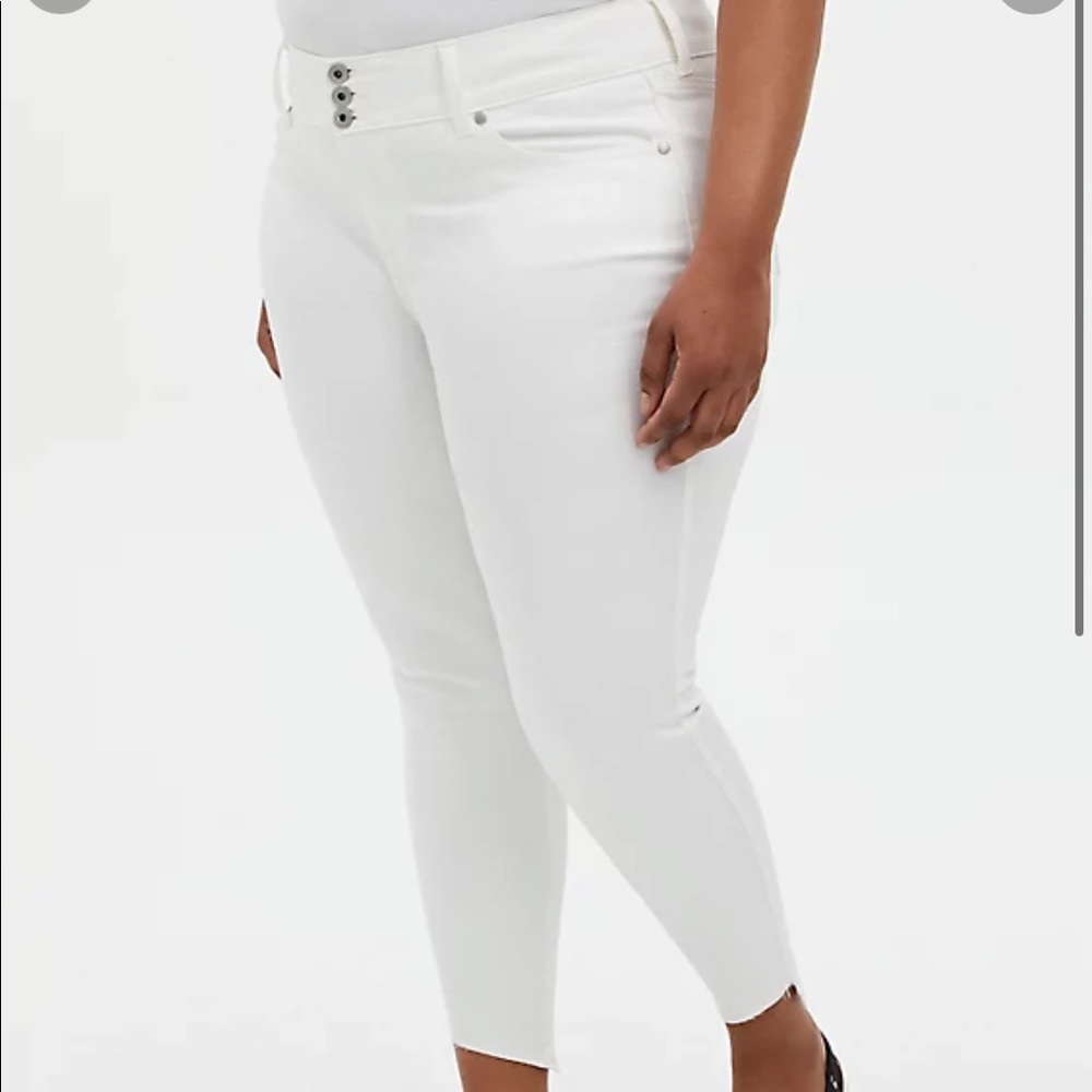 JEGGING SKINNY SUPER SOFT HIGH-RISE JEAN